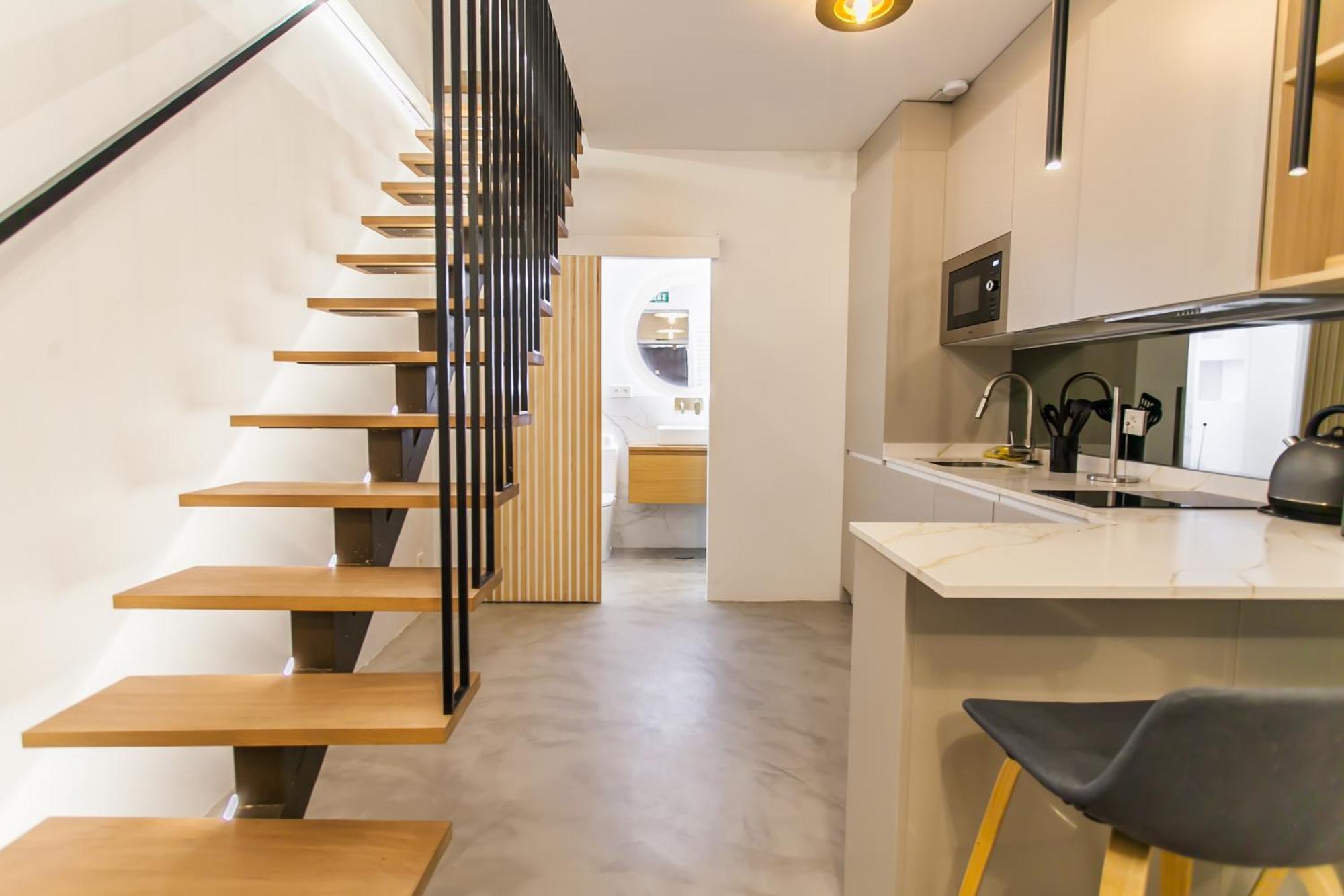 マドリードGuernica Luxury Duplex - Location, Light, And Artアパートメント エクステリア 写真